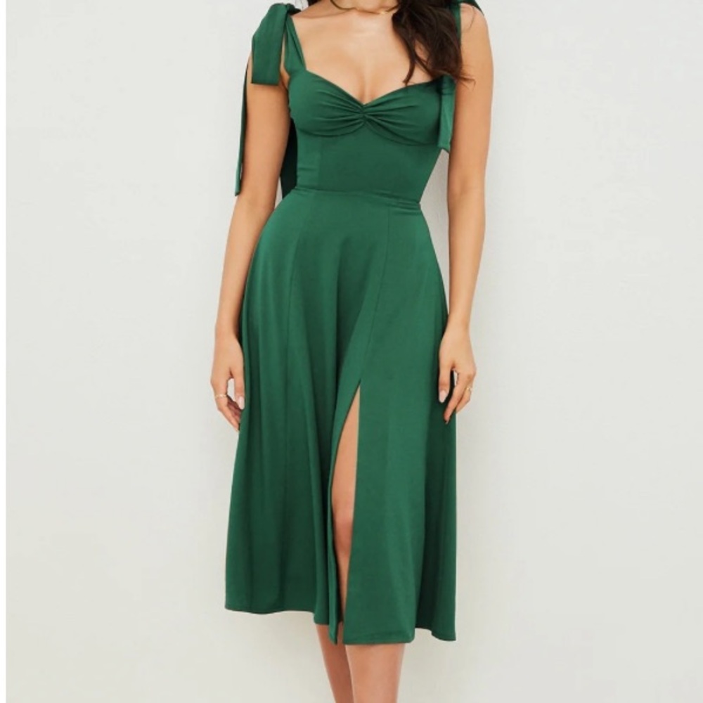 Chic Forest Green Midi Dress